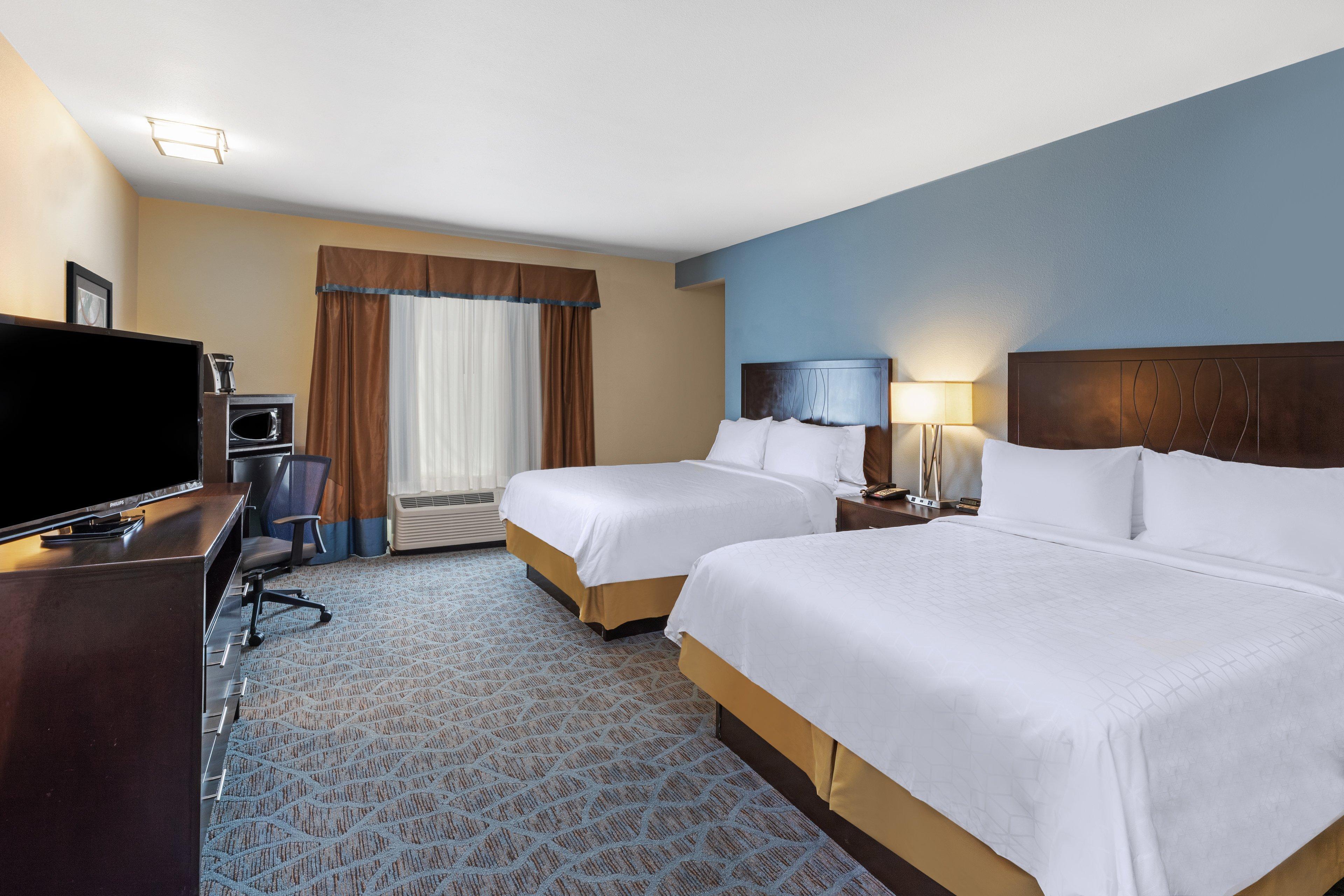 Holiday Inn Express Hotel & Suites Floresville By Ihg Екстериор снимка